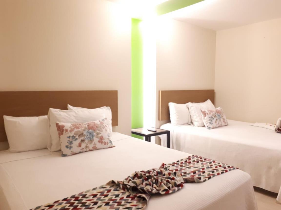 Brisas 10 Beachside Suites Cancun Luaran gambar