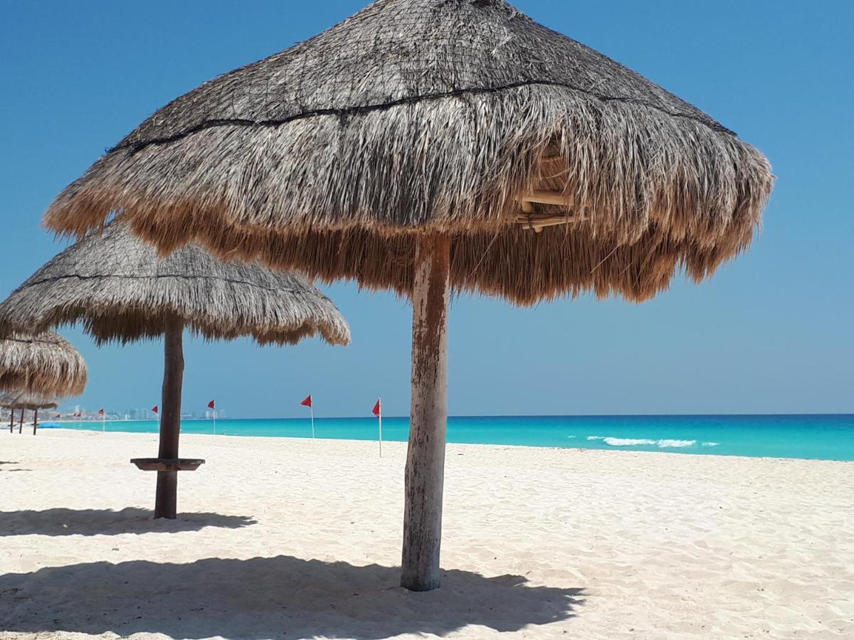 Brisas 10 Beachside Suites Cancun Luaran gambar