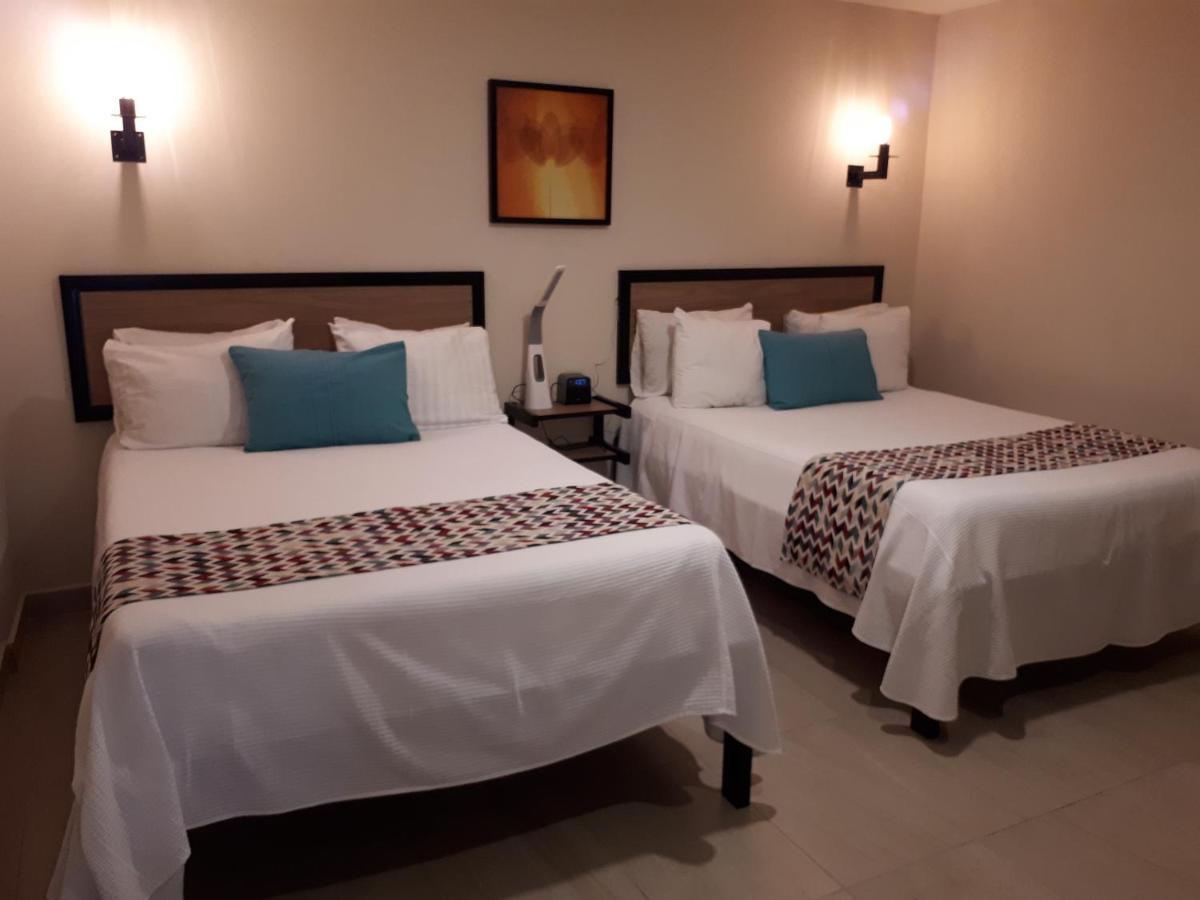 Brisas 10 Beachside Suites Cancun Luaran gambar